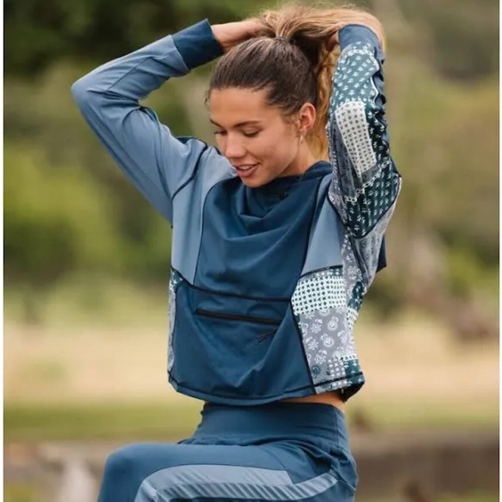 Nani Swimwear Women’s Active Hoodie Small